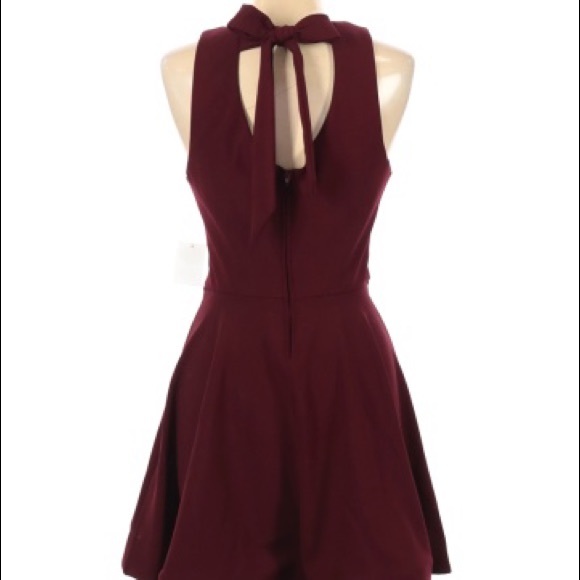 Dress - Picture 2 of 3